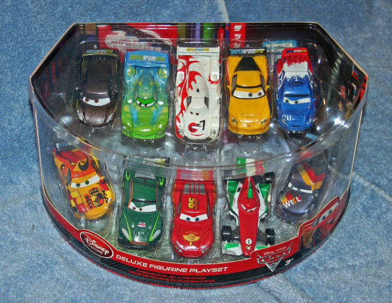 cars deluxe figure playset